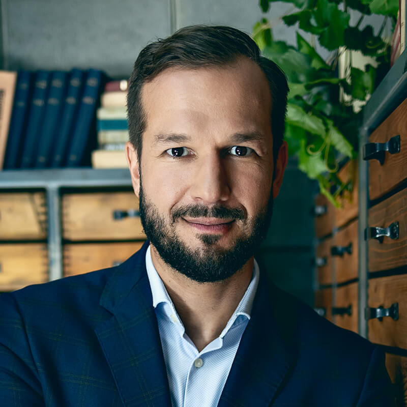 Re-Plus_Zespół_Piotr-Bulchald